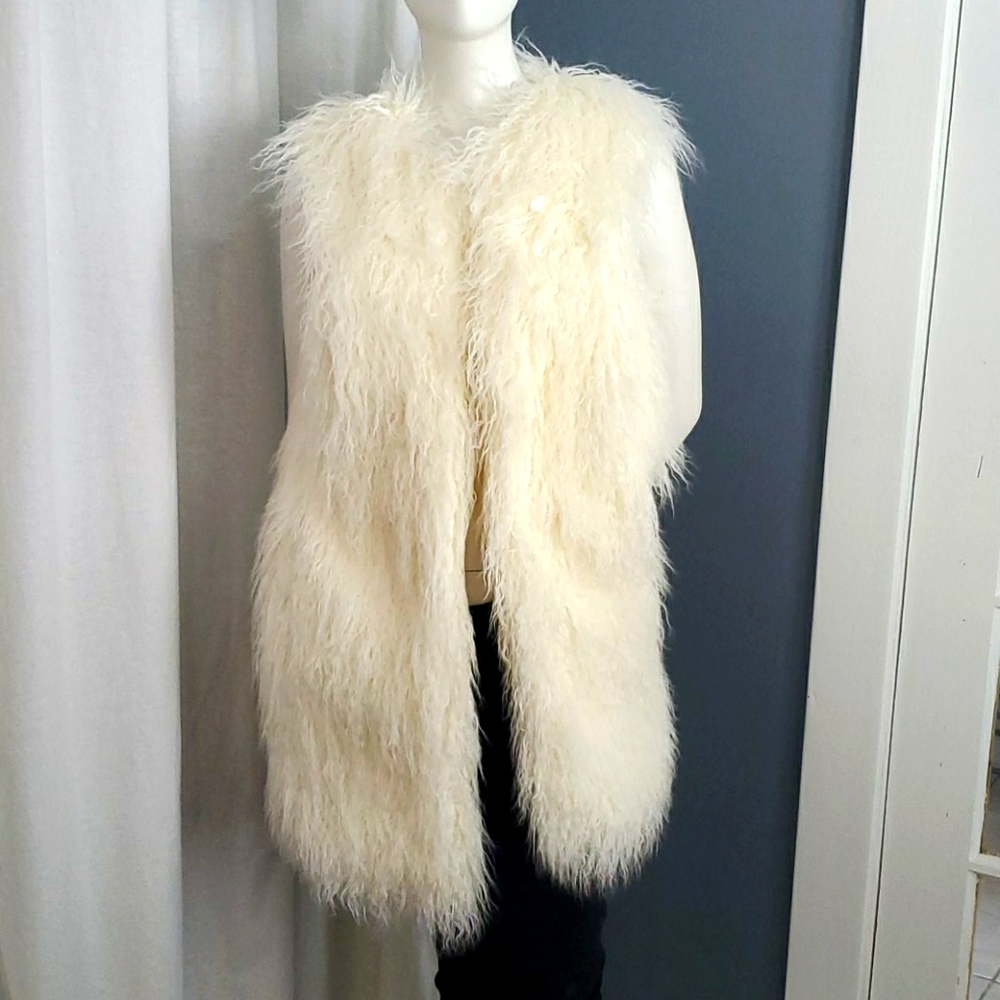 French Connection Mob Wife Faux Fur Sleeveless Coat - Picture 1 of 12